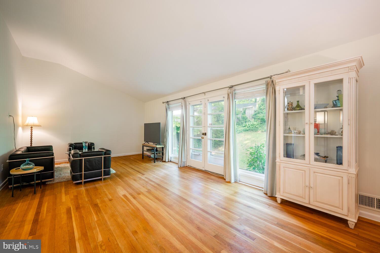 11605 Gail Place Silver Spring, MD 20902 - Photo 15 of 31