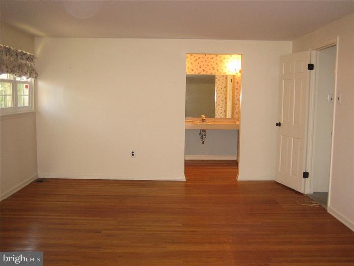 752 York Road Mount Laurel, NJ 08054 - Photo 17 of 25 Master Bedroom