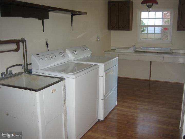 752 York Road Mount Laurel, NJ 08054 - Photo 20 of 25 Laundry Room
