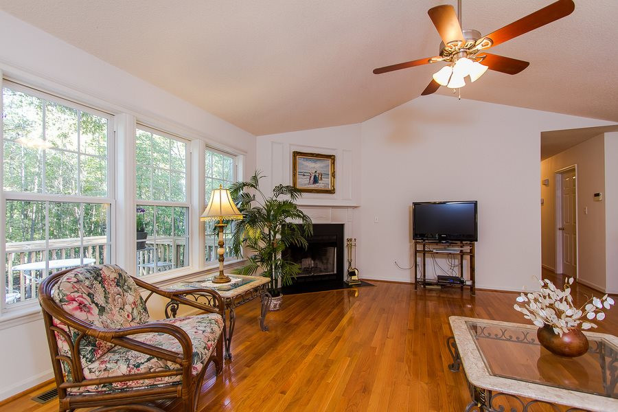 209 South Ridge Drive Garner, NC 27529 - Photo 12 of 23 Living Room