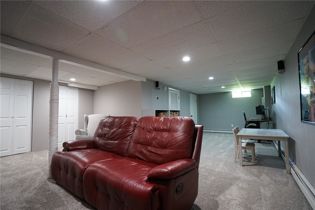 114 Stella Drive North Providence, RI 02911 - Photo 24 of 31