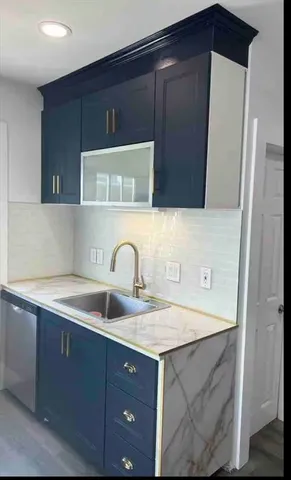 $1,025,000 | 14 North Beacon Court, Watertown, MA 02472