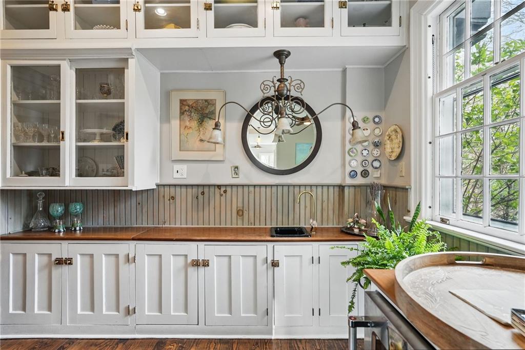 743 Chestnut Road Sewickley, PA 15143 - Photo 9 of 40 a view of a hallway with entryway and front door