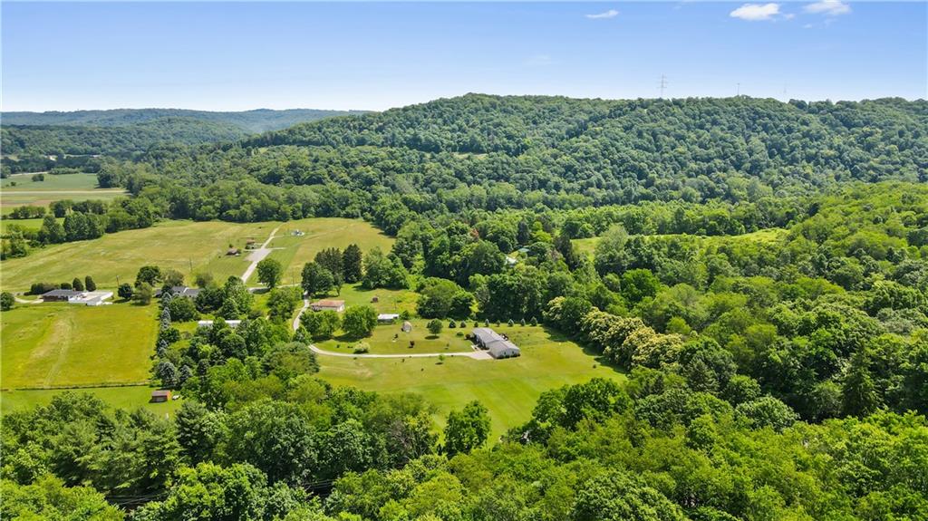 173 Park Road, Unit 3 Aliquippa, PA 15001 - Photo 3 of 24 Gallery Image 3