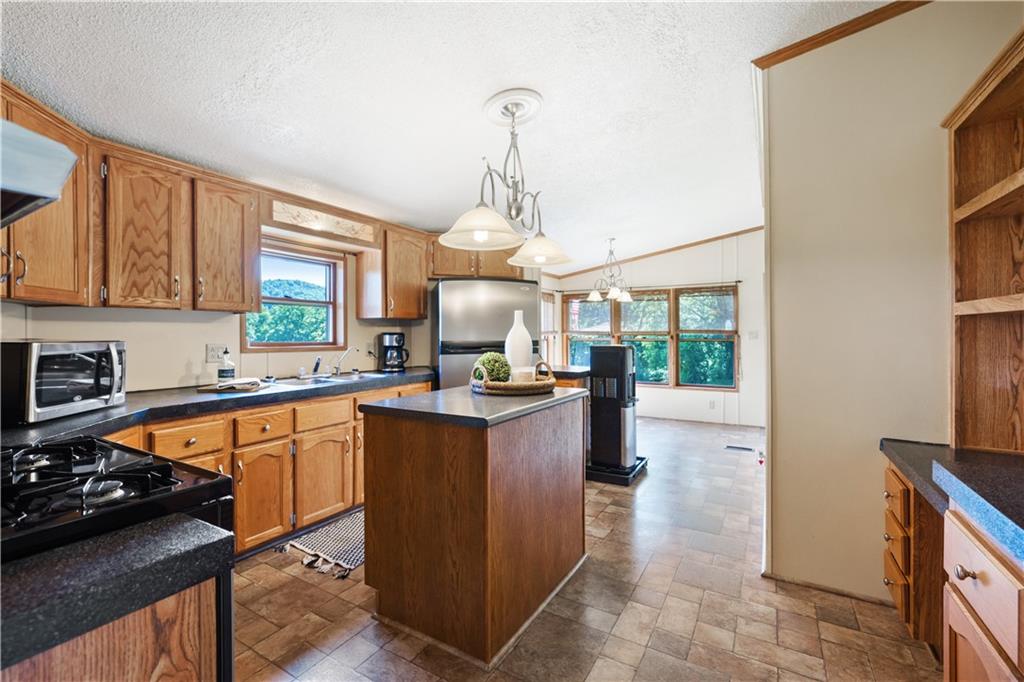 173 Park Road, Unit 3 Aliquippa, PA 15001 - Photo 5 of 24 Gallery Image 5