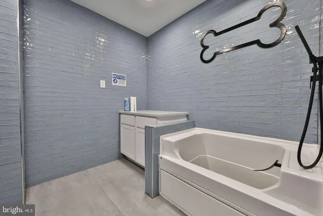 $1,285 | 4247 Locust Street, Unit 0B501, Philadelphia, PA 19104