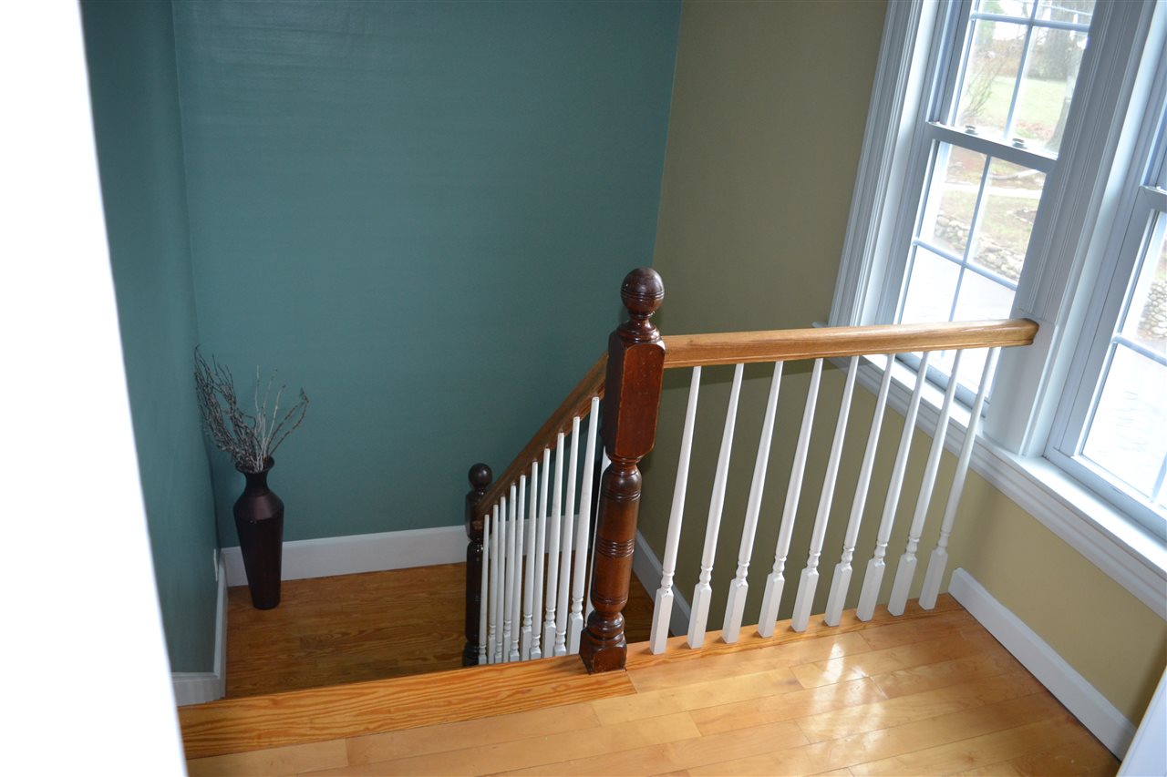 2 Howard Street Derry, NH 03038 - Photo 13 of 19