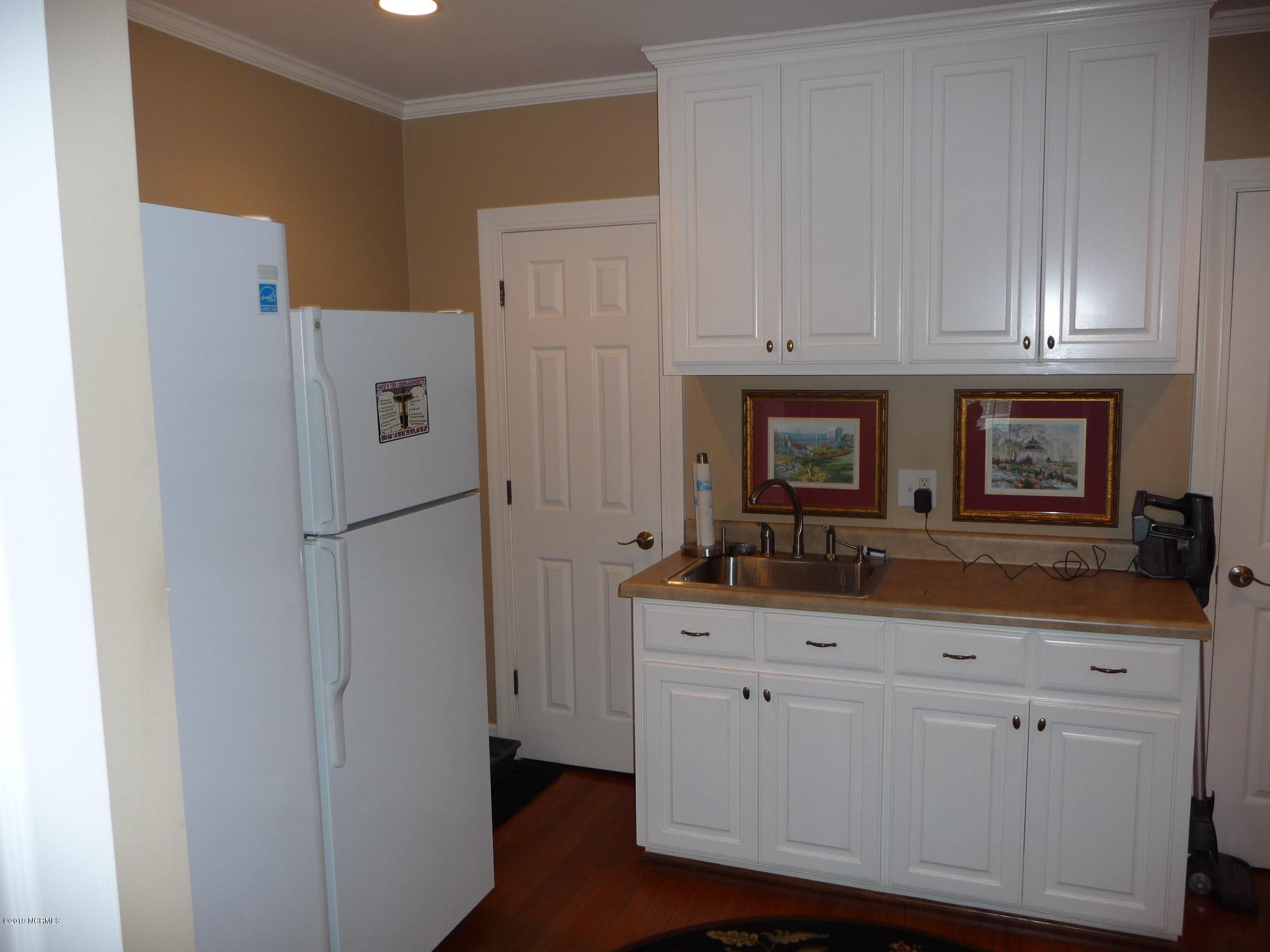 663 Bass Lake Road Clinton, NC 28328 - Photo 18 of 26 Laundry Room