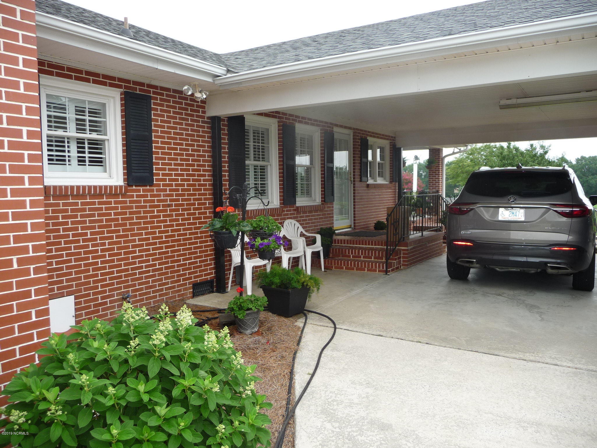 663 Bass Lake Road Clinton, NC 28328 - Photo 3 of 26 P1050003