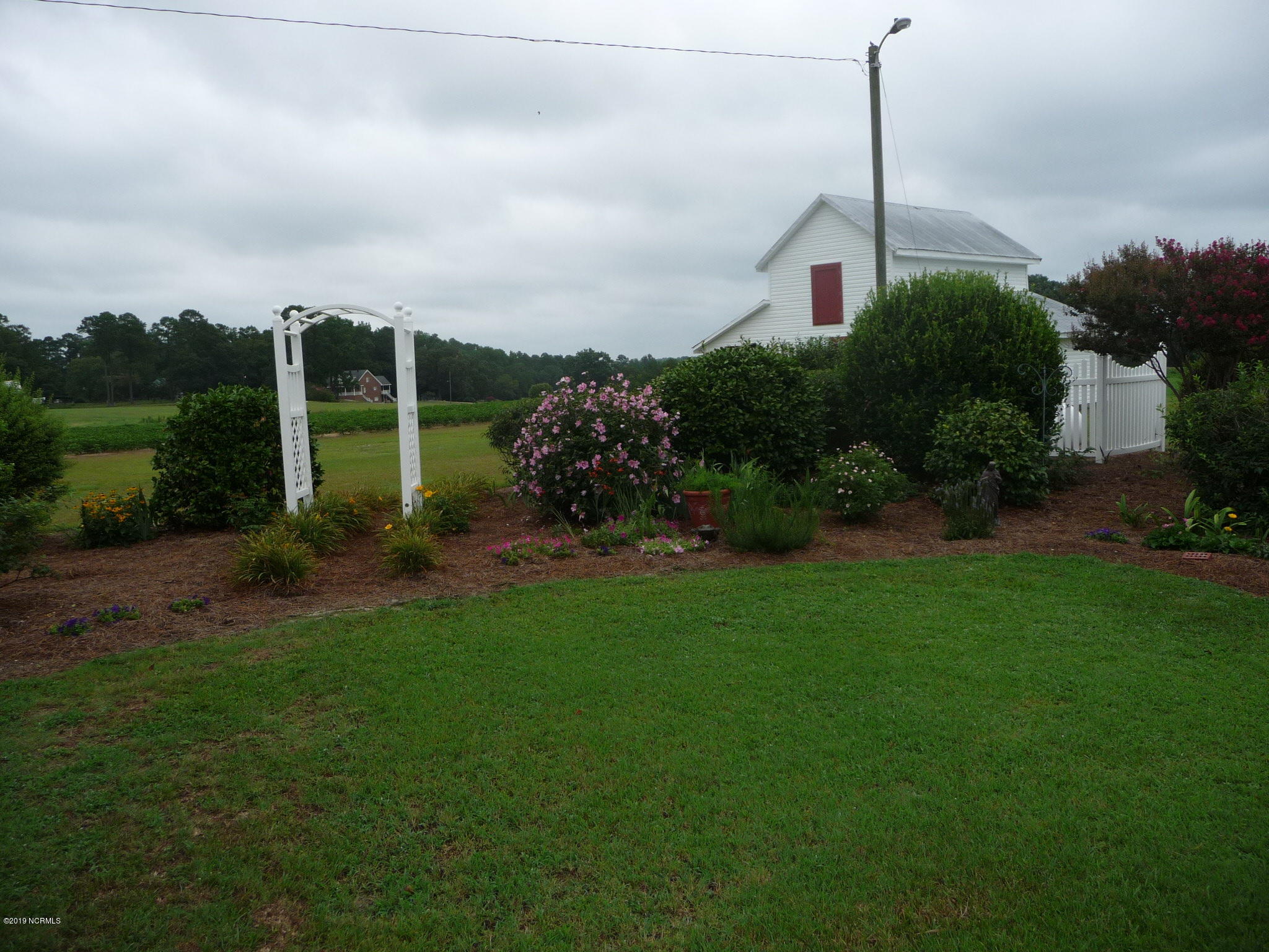 663 Bass Lake Road Clinton, NC 28328 - Photo 9 of 26 P1050002