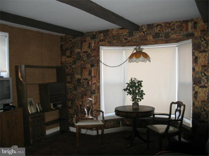 118 Wetherill Road Cheltenham, PA 19012 - Photo 8 of 16 Family Room