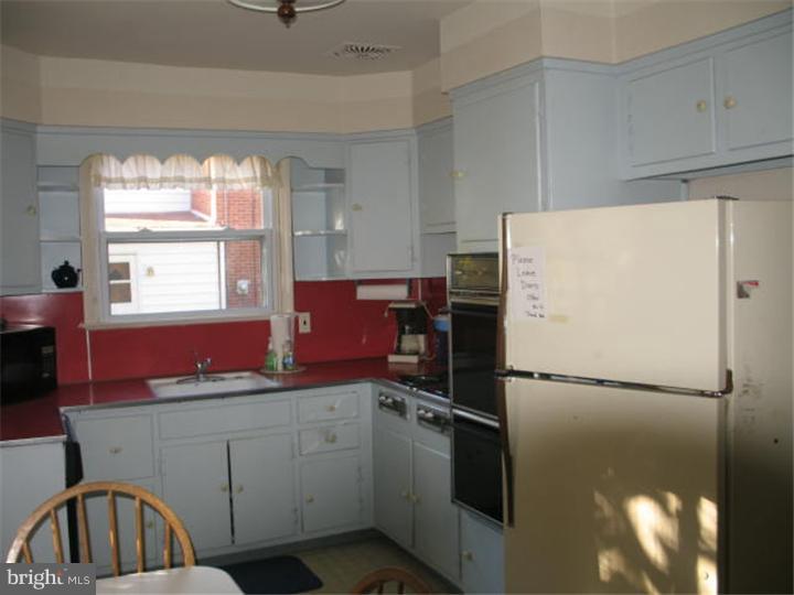 118 Wetherill Road Cheltenham, PA 19012 - Photo 10 of 16 Kitchen