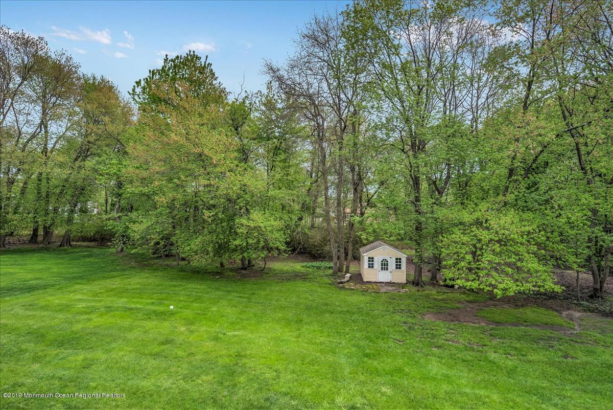 215 Yellowknife Road Morganville, NJ 07751 - Photo 35 of 37 34-BACK YARD