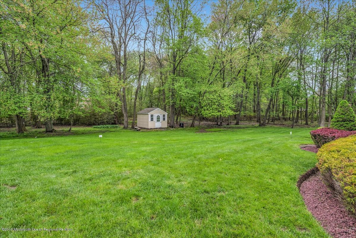 215 Yellowknife Road Morganville, NJ 07751 - Photo 36 of 37 35-BACK YARD
