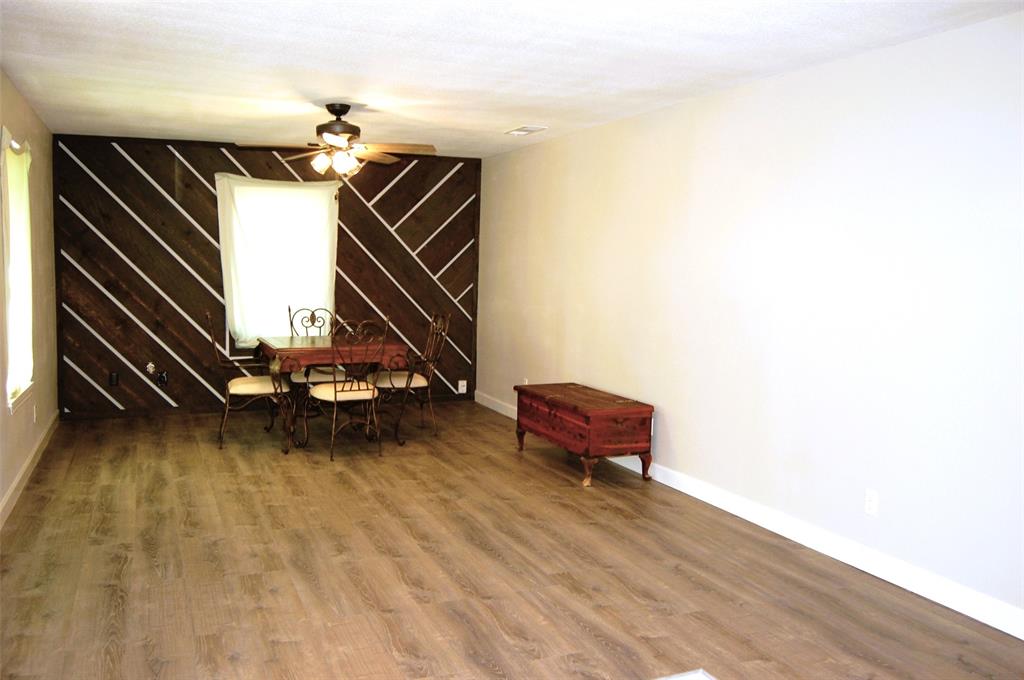 1325 2nd Street Graham, TX 76450 - Photo 3 of 21