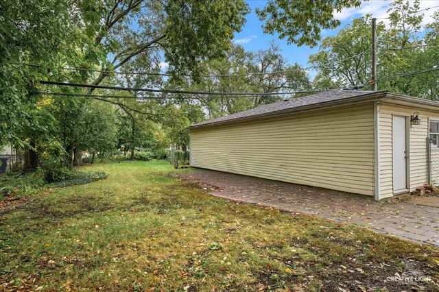 $440,000 | 230 Comstock Street, Joliet, IL 60436