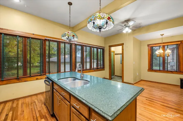 $440,000 | 230 Comstock Street, Joliet, IL 60436