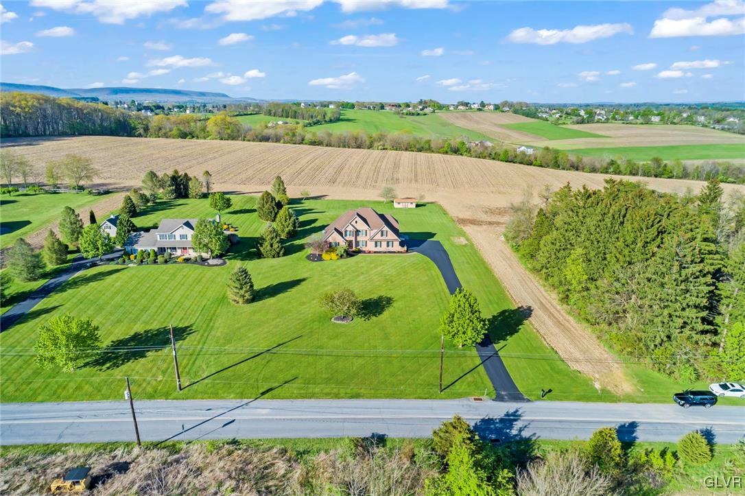 774 Gove Road Nazareth, PA 18064 - Photo 6 of 41