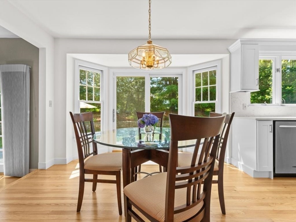 43 Stearns Road Marlborough, MA 01752 - Photo 8 of 40 Gallery Image 8