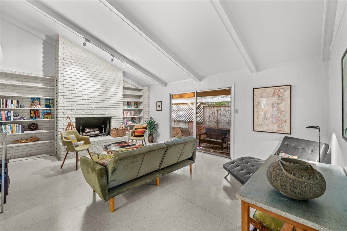 4114 Village Road Memphis, TN 38117 - Photo 11 of 31