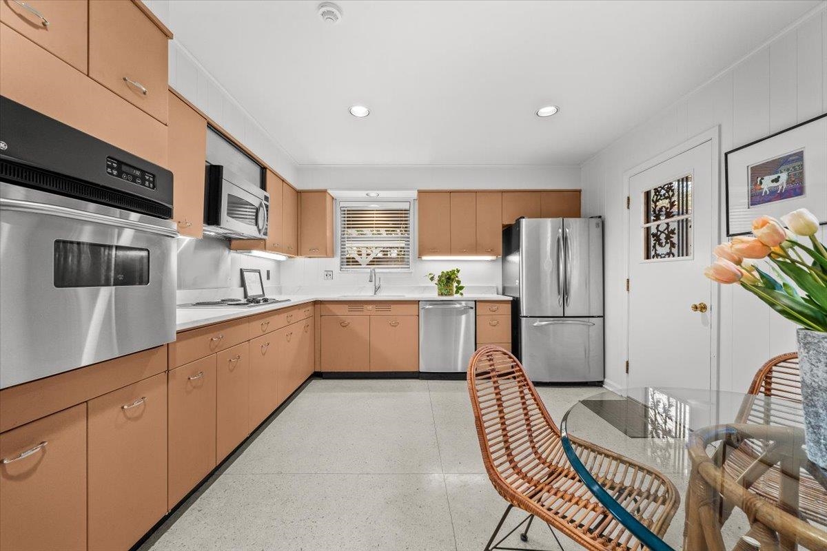 4114 Village Road Memphis, TN 38117 - Photo 16 of 31