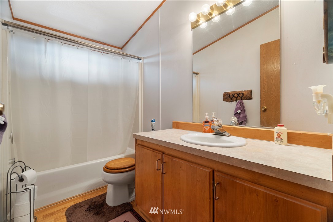 17403 Albany Street Southwest Rochester, WA 98579 - Photo 19 of 35