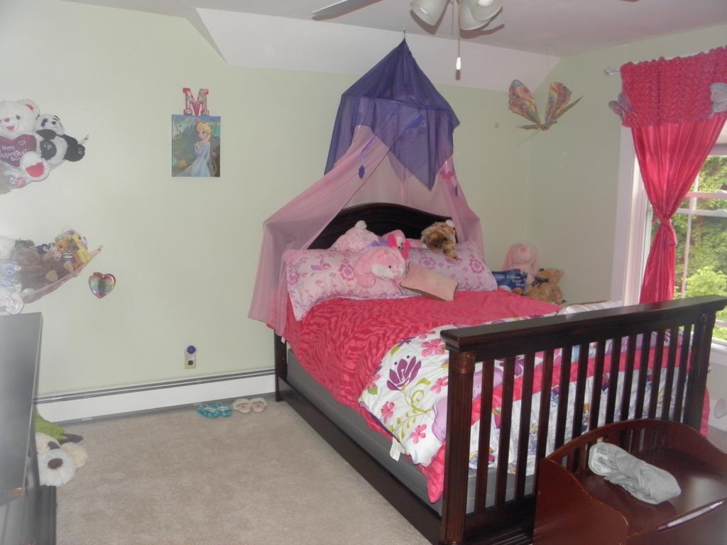 16 Adams Avenue Rochester, NH 03867 - Photo 11 of 15