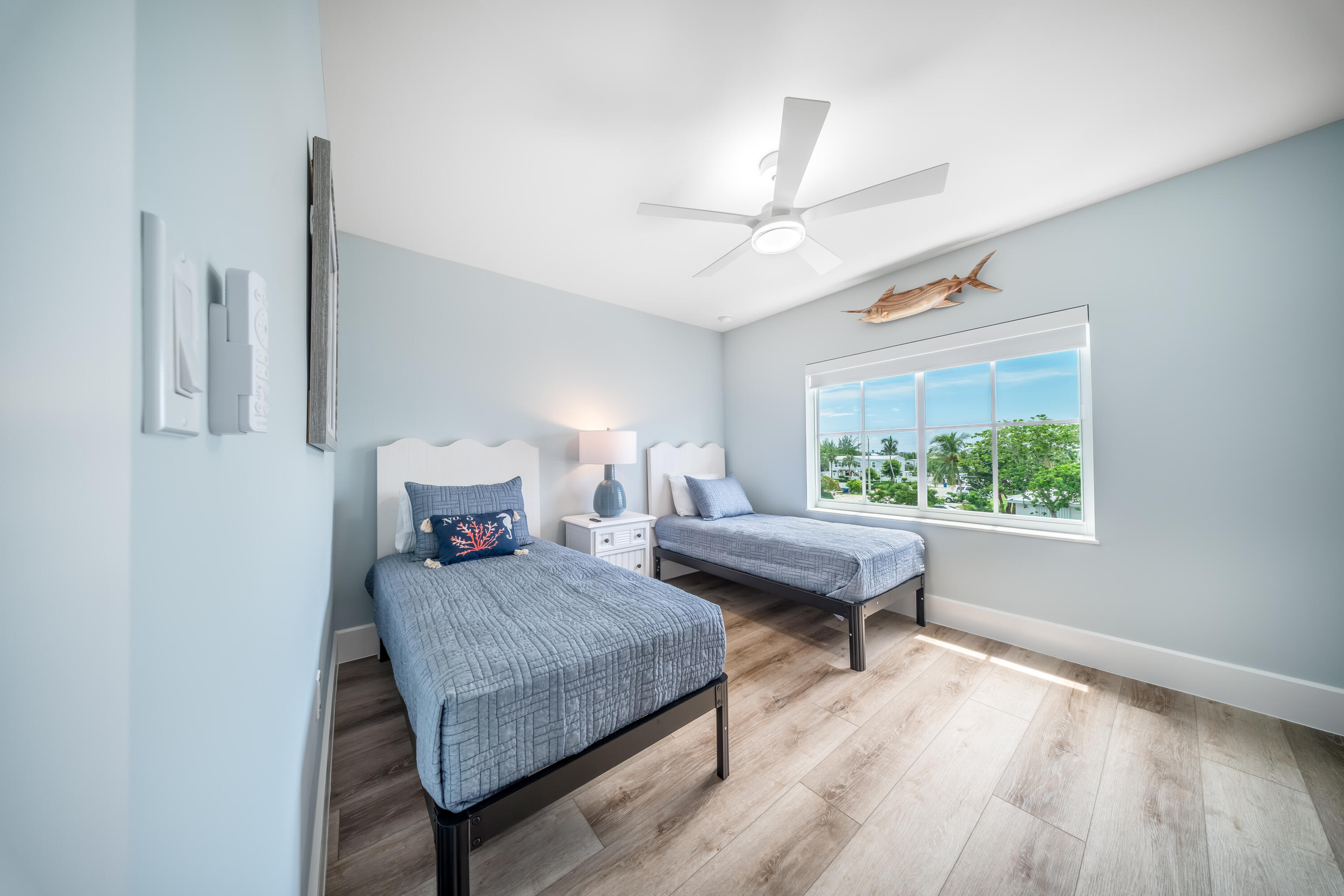 818 39th Street Marathon, FL 33050 - Photo 18 of 22 a bedroom with double bed and a window