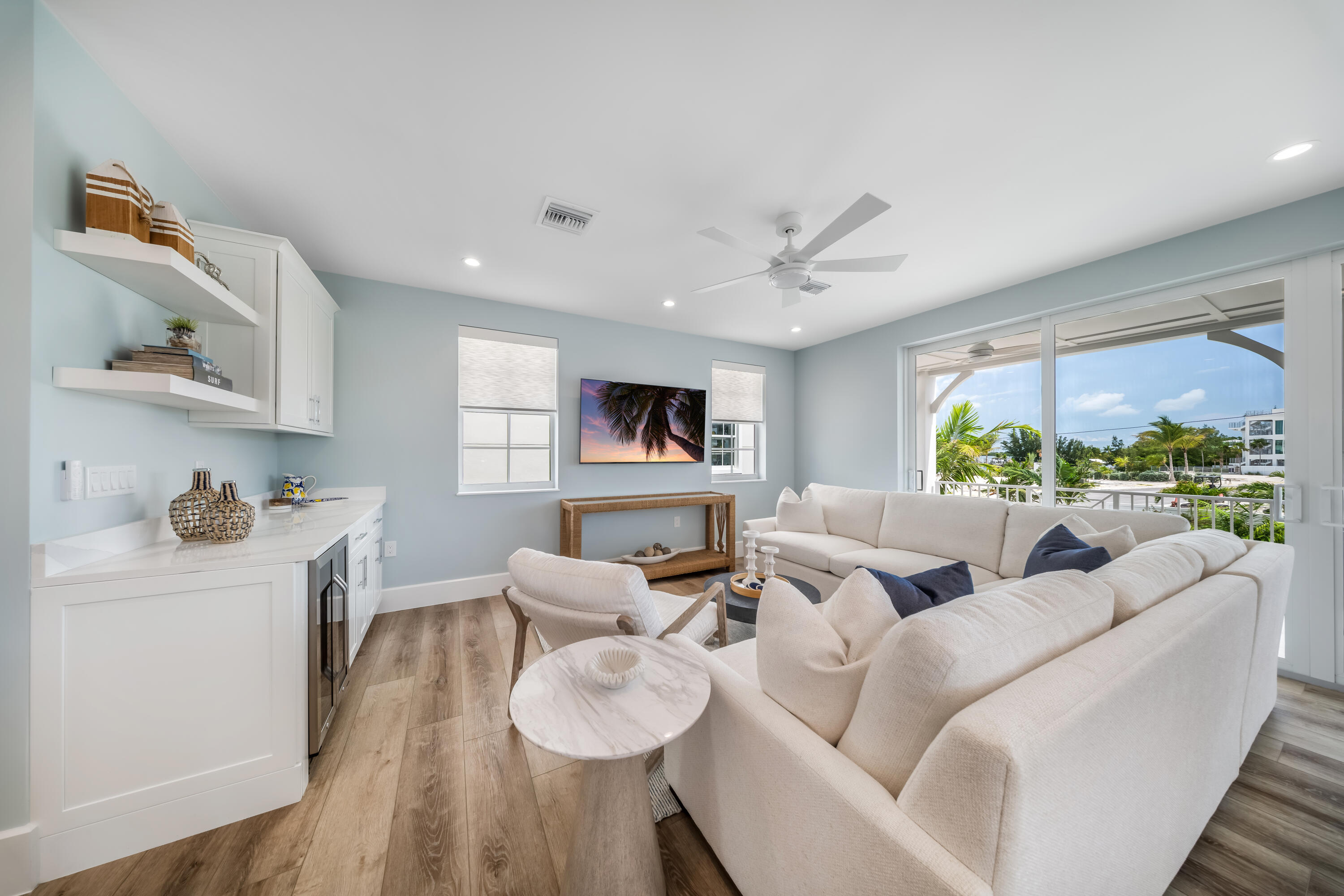 818 39th Street Marathon, FL 33050 - Photo 10 of 22 a living room with furniture and a flat screen tv