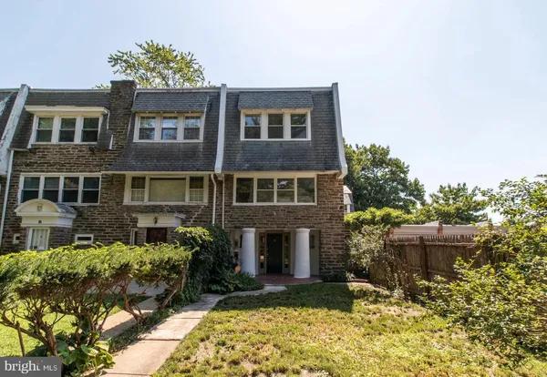 $1,050 | 18 East Gorgas Lane, Unit B, Philadelphia, PA 19119