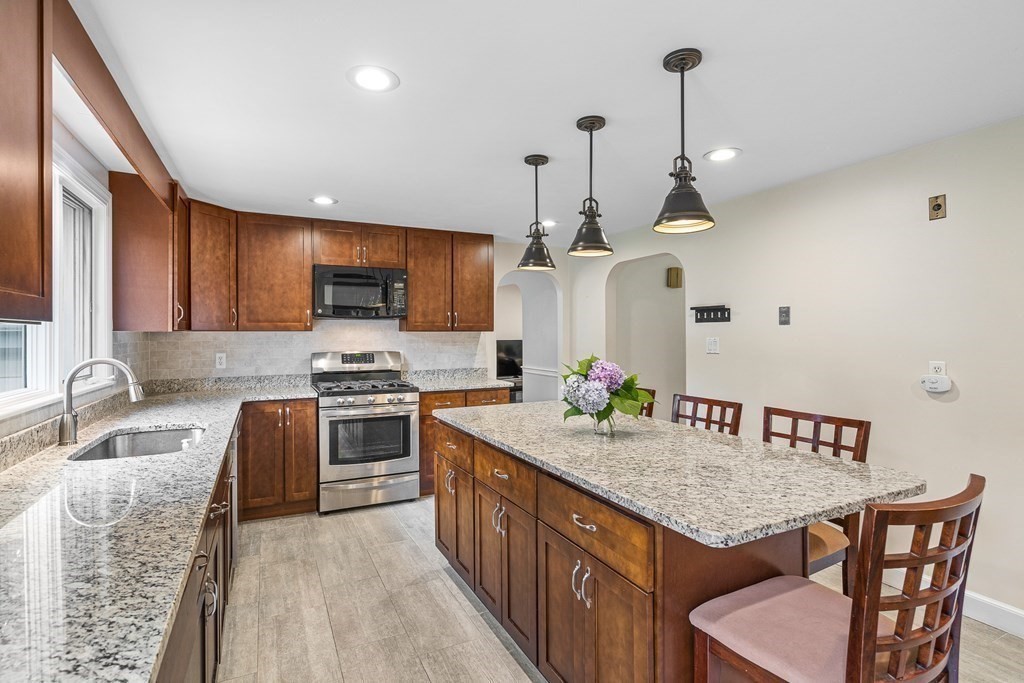 5 Tufts Road Winchester, MA 01890 - Photo 13 of 40 Gallery Image 13