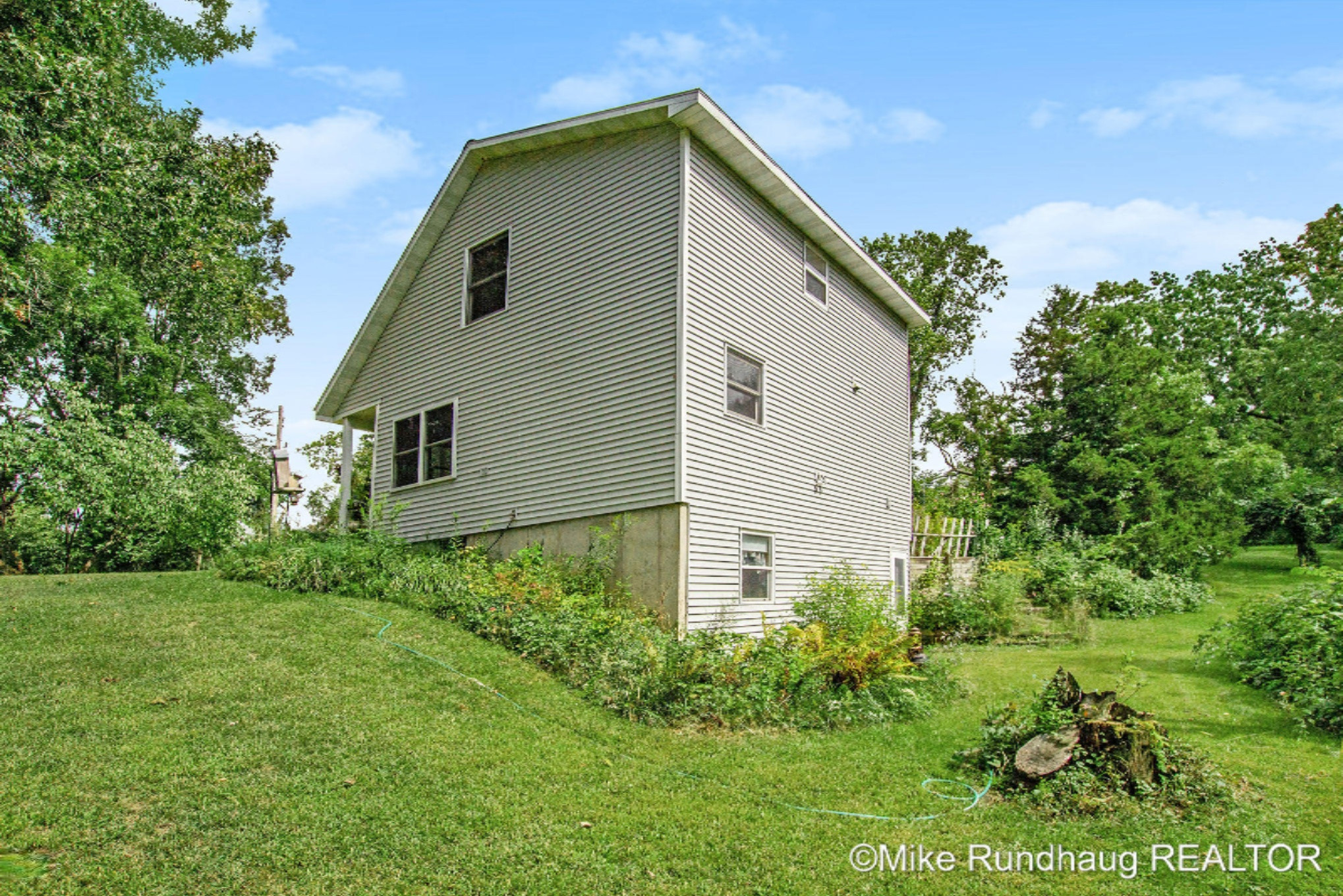 5881 Parmalee Road Middleville, MI 49333 - Photo 16 of 19 IMG_9325