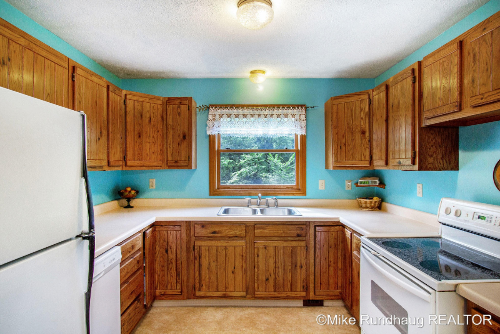 5881 Parmalee Road Middleville, MI 49333 - Photo 7 of 19 IMG_9284-