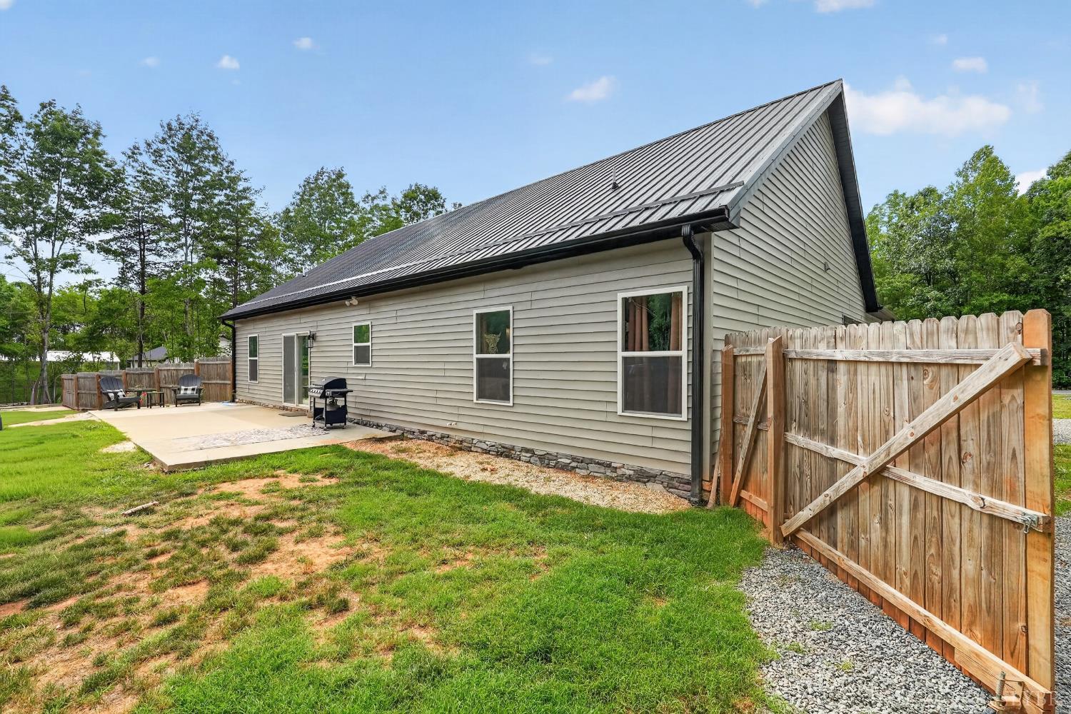 4320 Lewis Ford Road Brookneal, VA 24528 - Photo 29 of 43