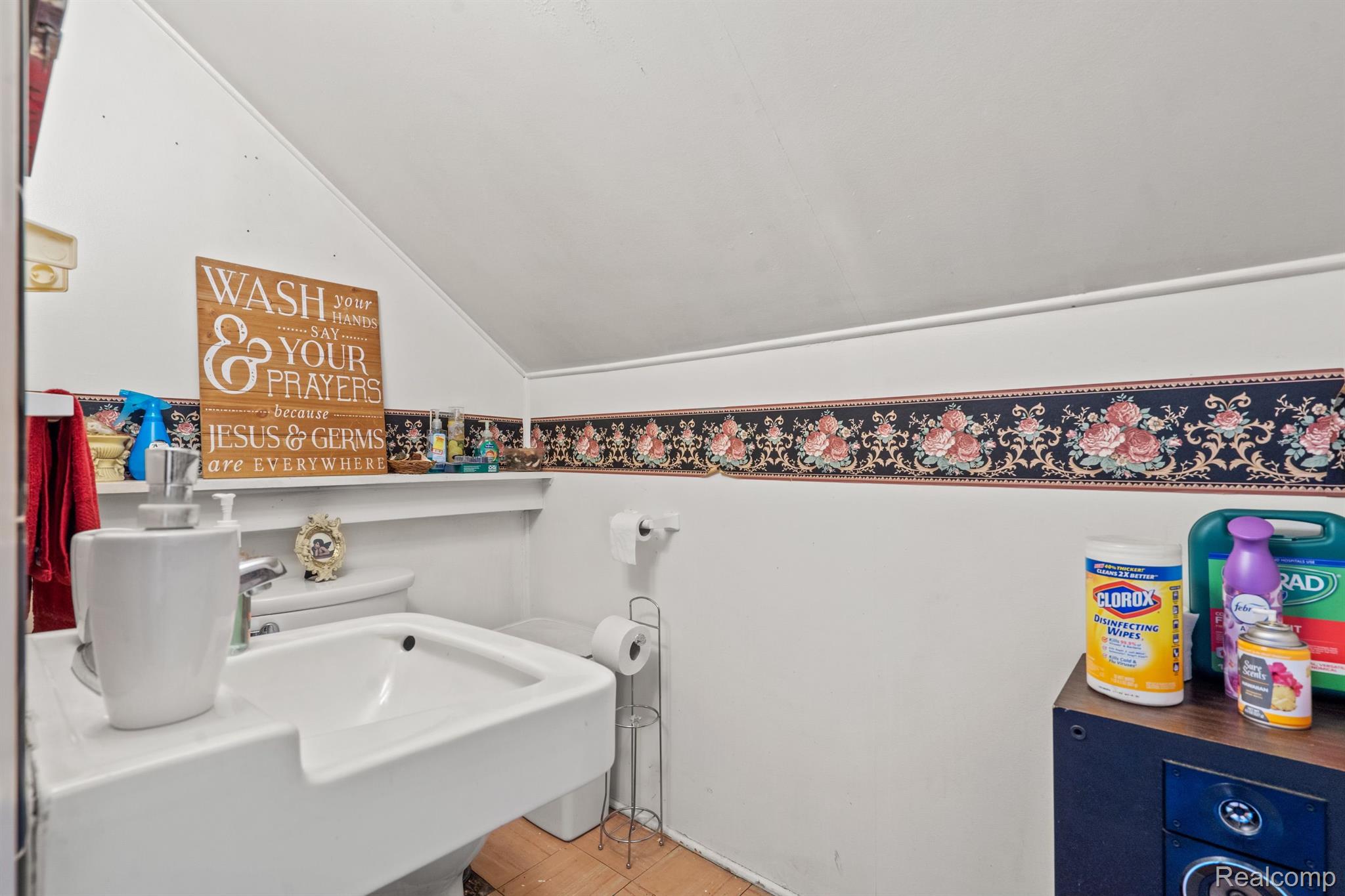 249 Riverside Drive Detroit, MI 48215 - Photo 7 of 14 Gallery Image 7