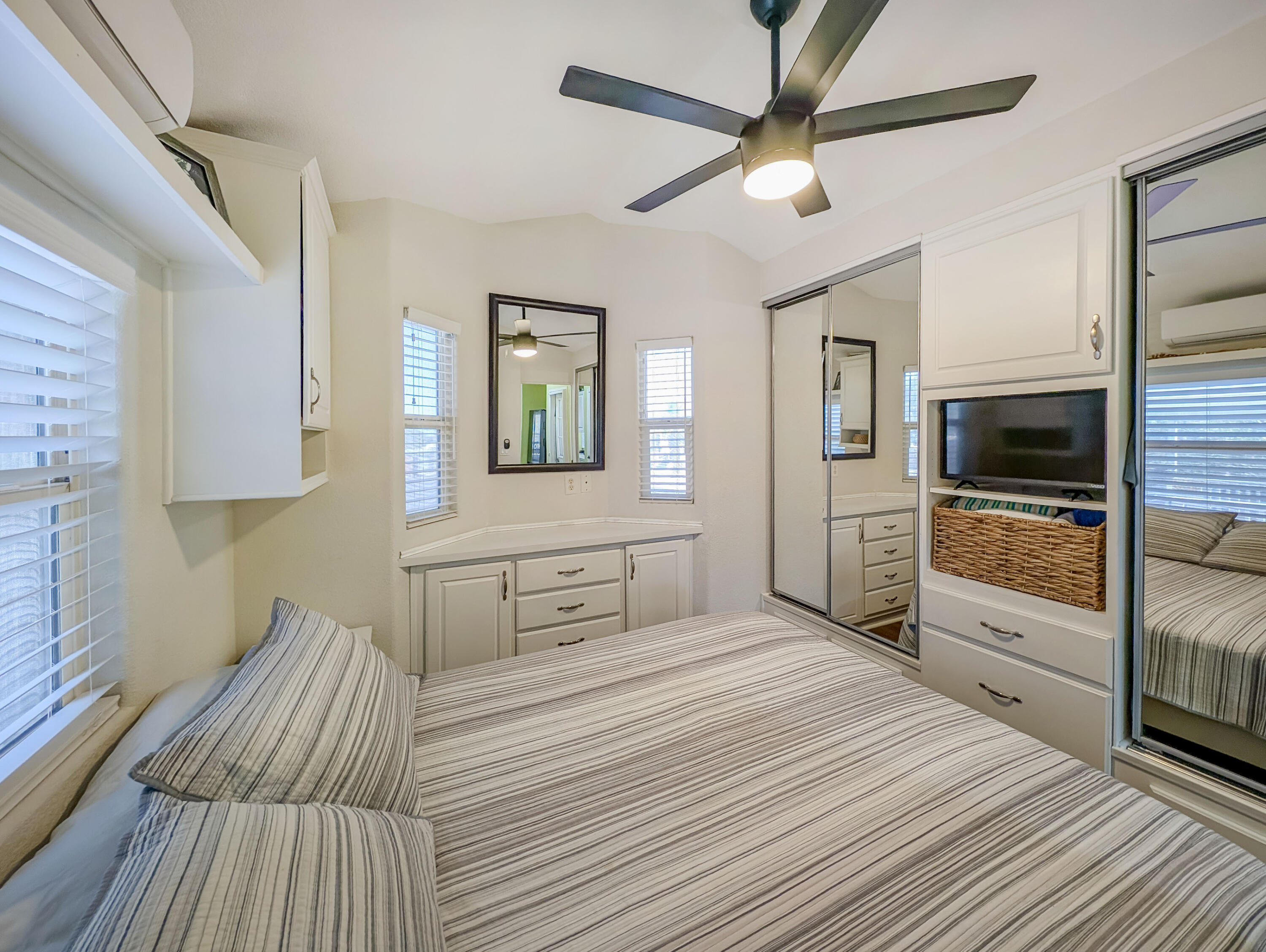 70200 Dillon Road, Unit 406 Desert Hot Springs, CA 92241 - Photo 19 of 40 19