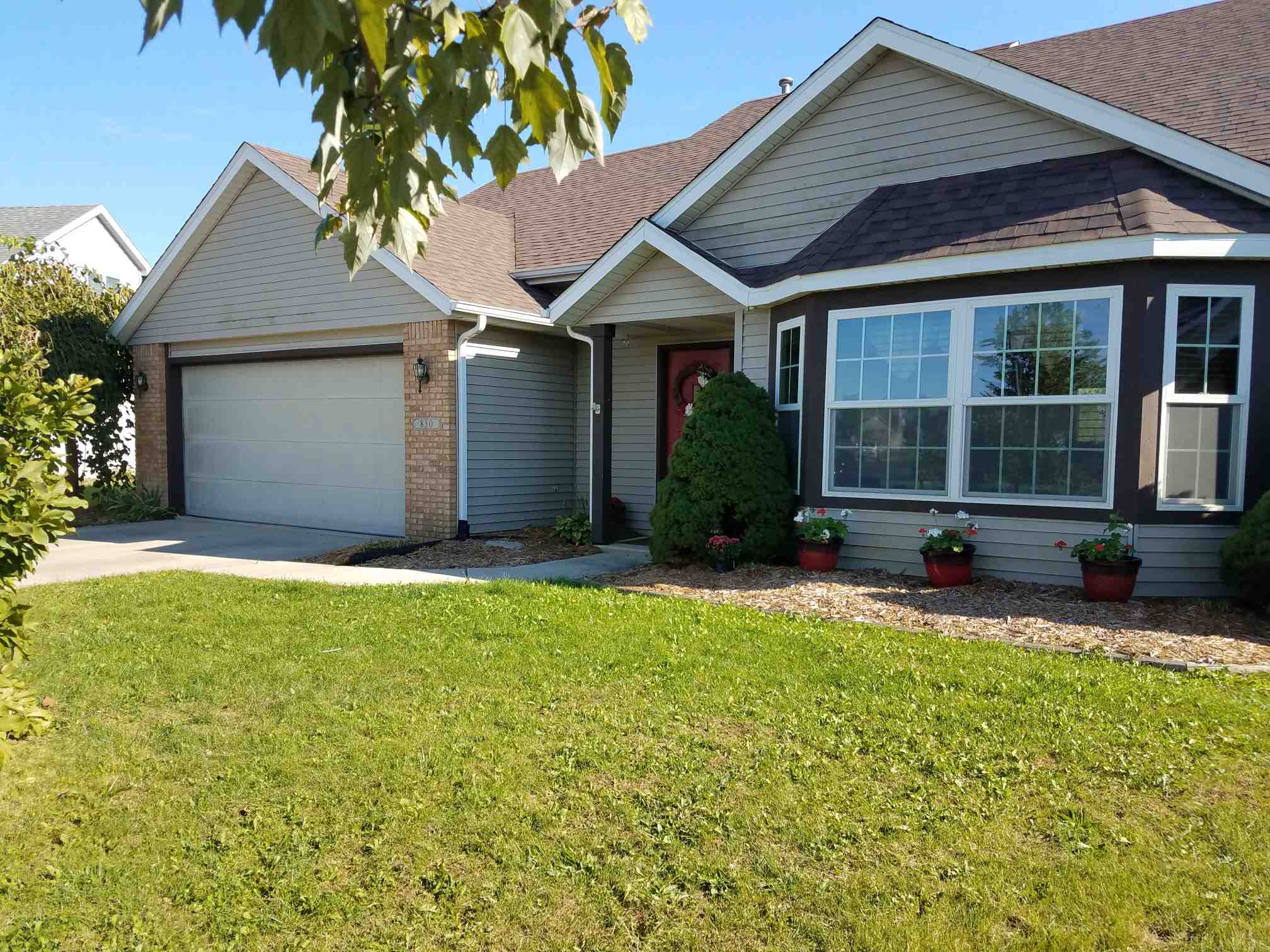 850 Watermill Court Waterloo, IN 46793 - Photo 3 of 23 Gallery Image 3