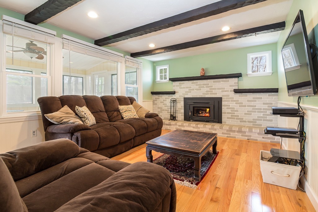 12 Priest Road Plymouth, MA 02360 - Photo 6 of 28 Gallery Image 6