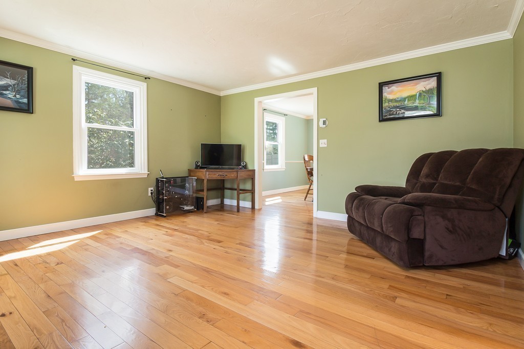 12 Priest Road Plymouth, MA 02360 - Photo 10 of 28 Gallery Image 10