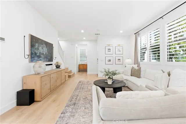 $1,185,000 | 72 Marisol Street, Rancho Mission Viejo, CA 92694