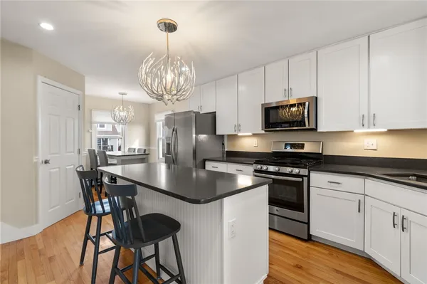 $599,000 | 1304 Fairway Drive, Unit 1304, Middletown, RI 02842