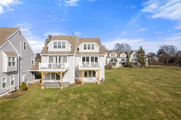$599,000 | 1304 Fairway Drive, Unit 1304, Middletown, RI 02842