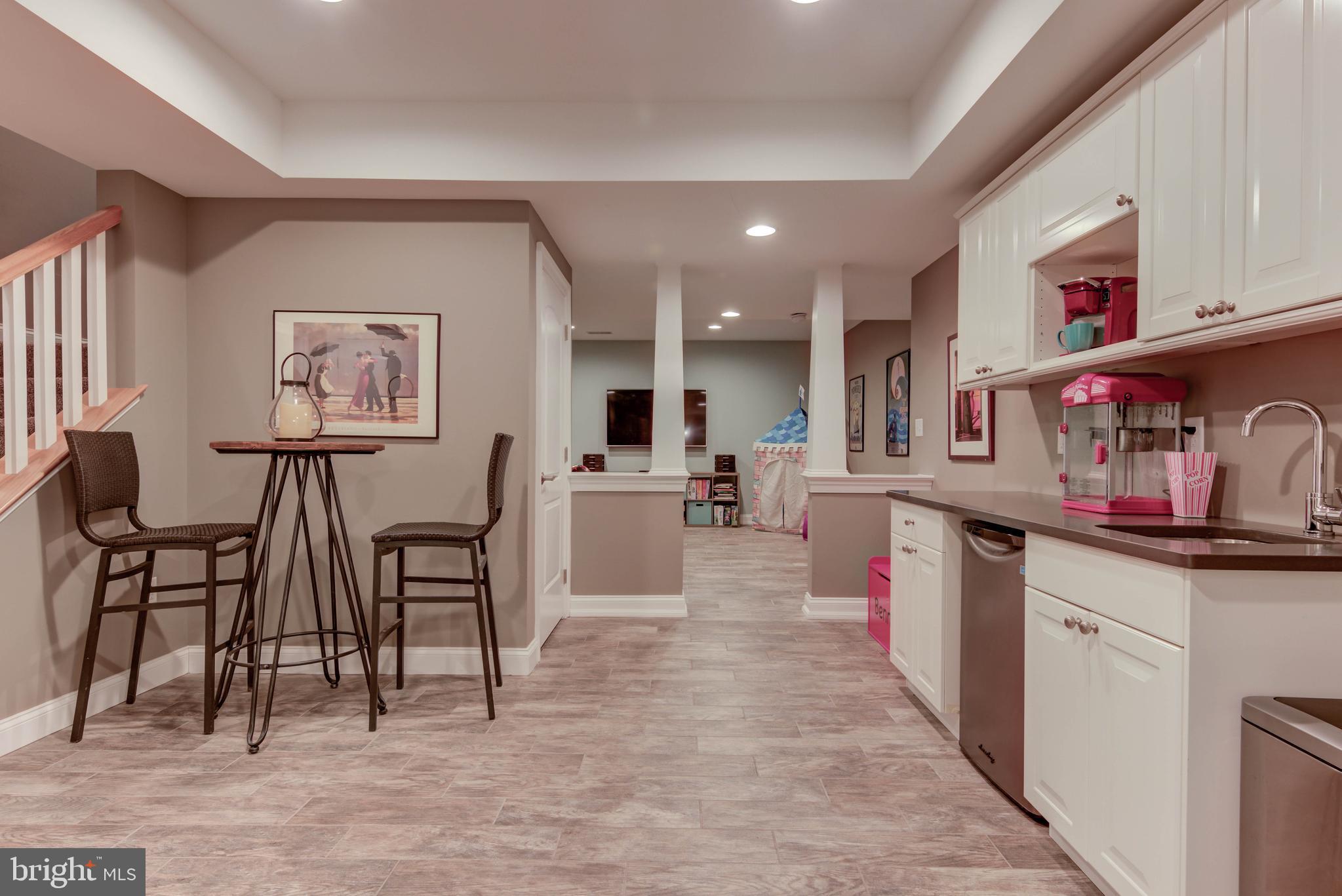 6 Chetwynd Road Paoli, PA 19301 - Photo 20 of 25 LL Rec Room with wet bar & beverage frig