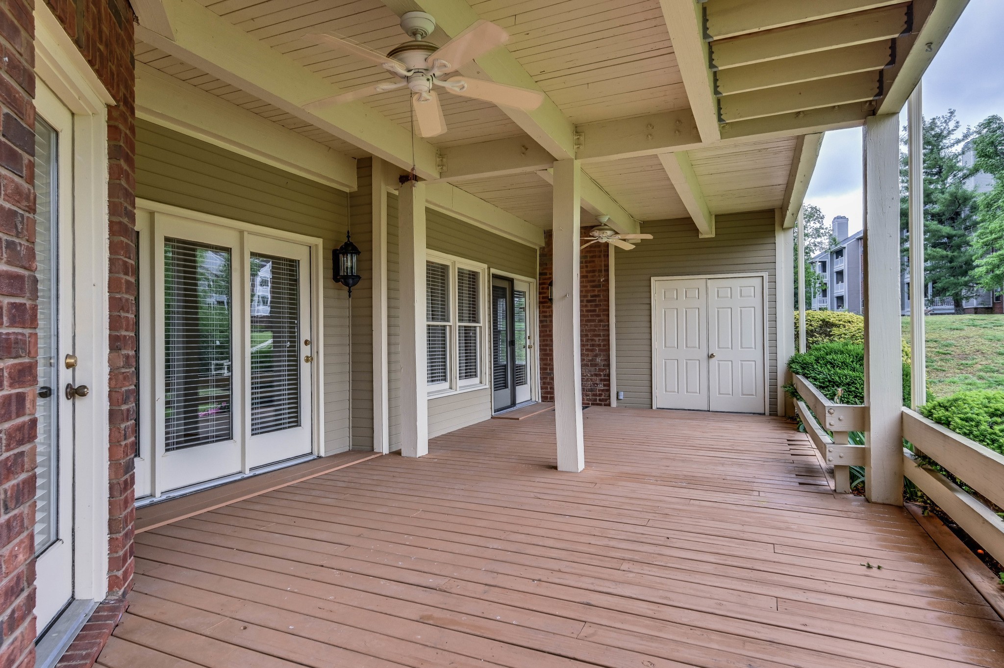 301 Boxmere Place Nashville, TN 37215 - Photo 13 of 40 a view of livingroom with wooden floor and floor to ceiling window