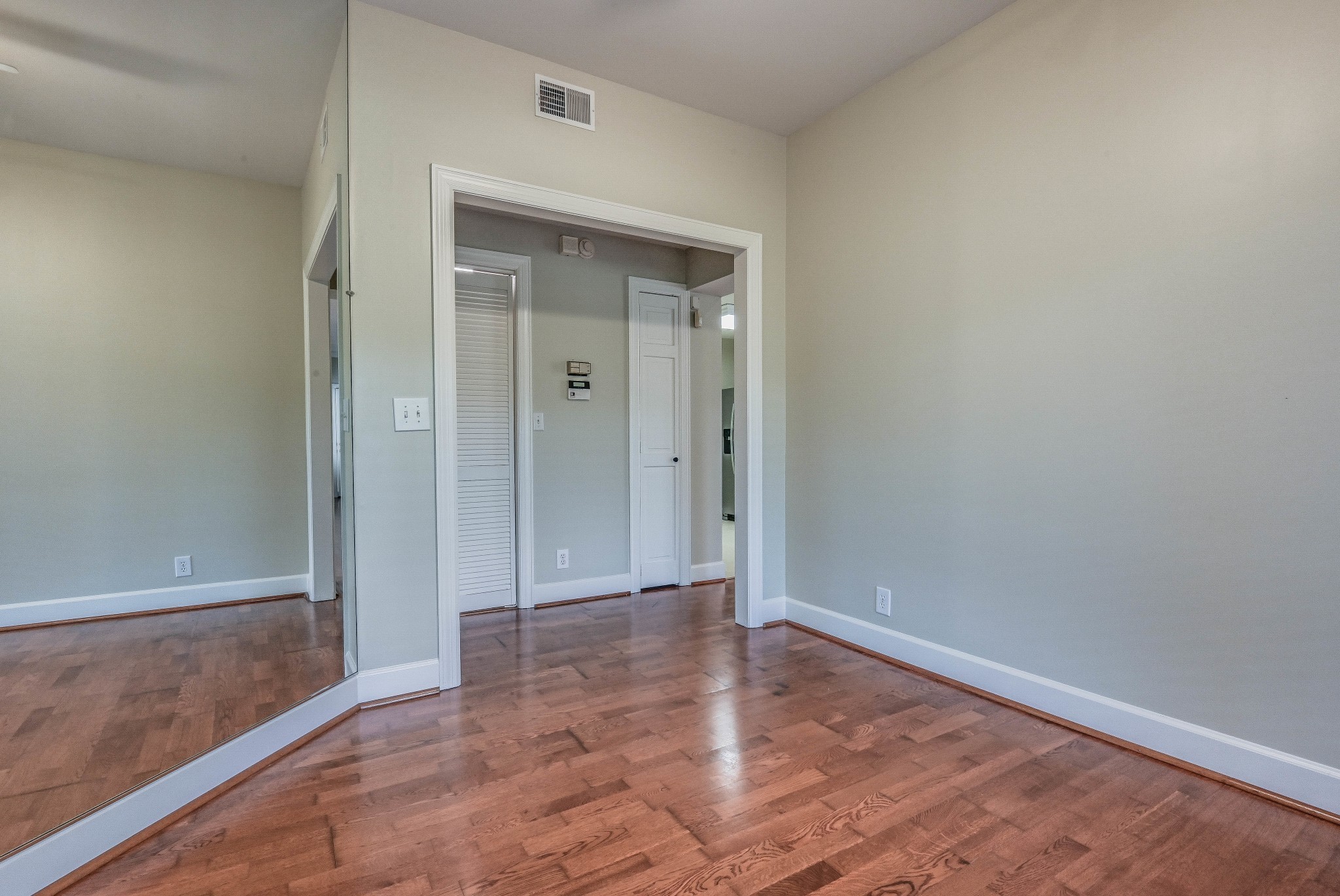 301 Boxmere Place Nashville, TN 37215 - Photo 16 of 40 wooden floor in an empty room