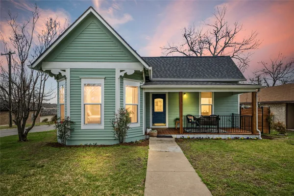 $314,500 | 1120 Vance Street, Taylor, TX 76574