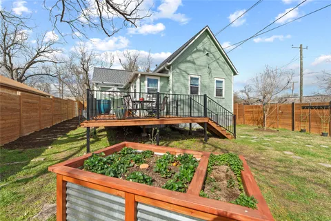 $314,500 | 1120 Vance Street, Taylor, TX 76574