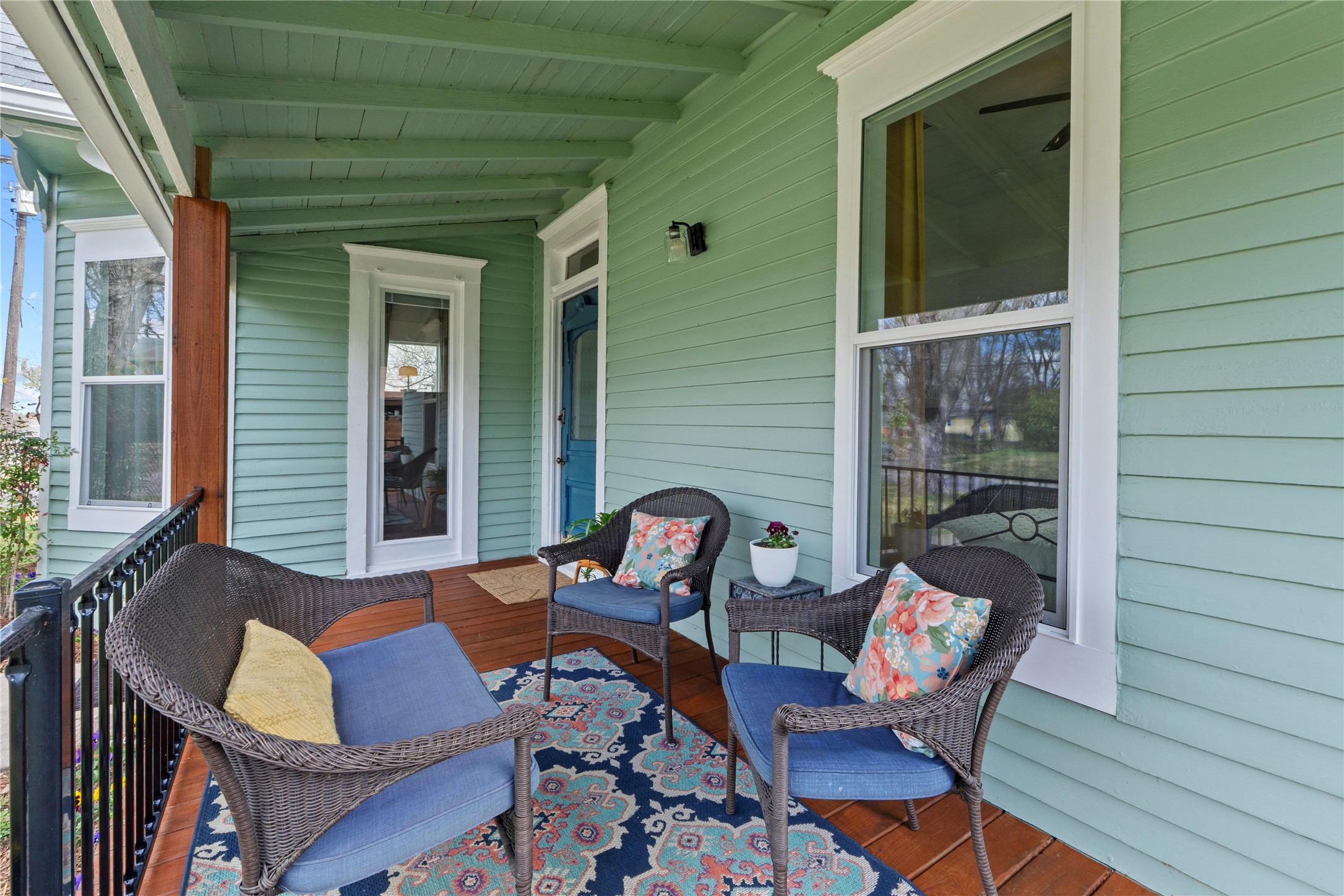 1120 Vance Street Taylor, TX 76574 - Photo 6 of 40 Front porch patio - view towards front door