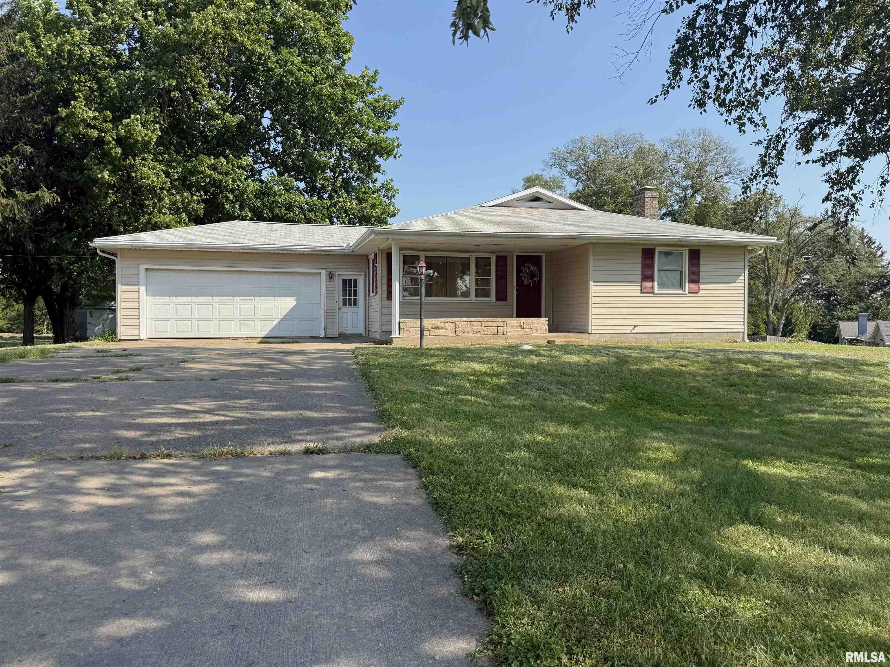 3509 Ellington Road Quincy, IL 62305 - Photo 1 of 24 Gallery Image 1