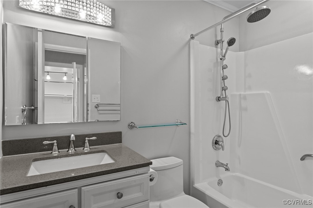 11905 West Briar Patch Drive Midlothian, VA 23113 - Photo 38 of 49 Hall bath with newer vanity, lights and mirror